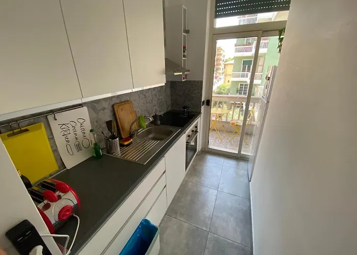 Private Bright Room In The Heart Of Rome