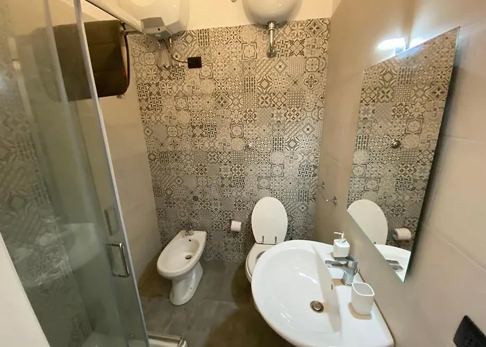 Private Bright Room In The Heart Of Rome